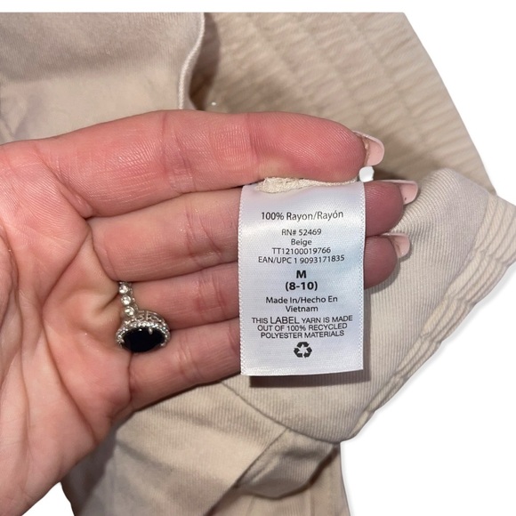 TIME AND TRU Khaki Smocked Waist Soft Pants M NWOT - Picture 8 of 10